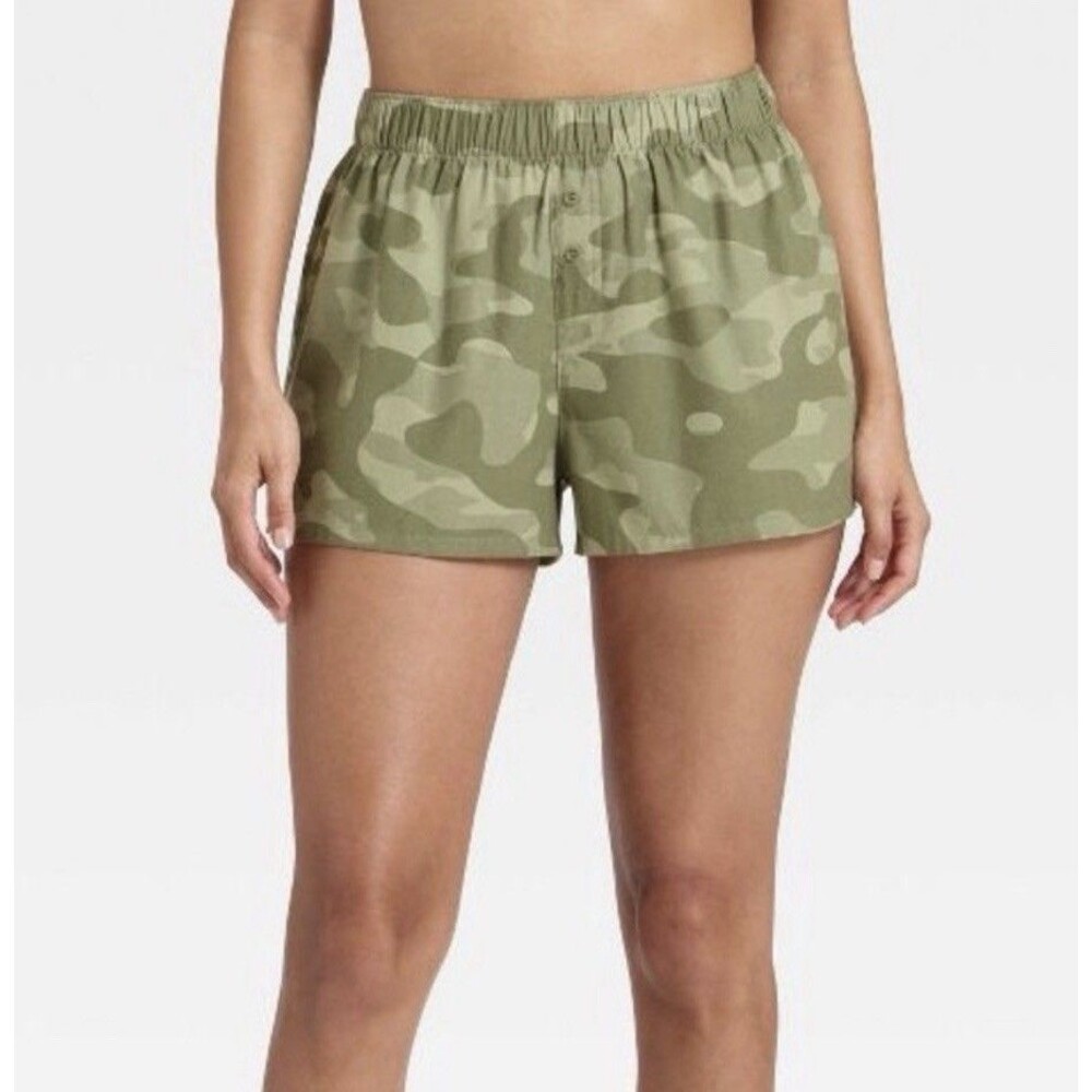 NWOT Wild Fable Womens Boxer Pajama Shorts Green Camo Size Small Foldover Waist